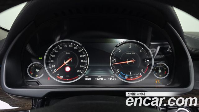BMW X6 (F16) xDrive 30d 2017 — фото 8