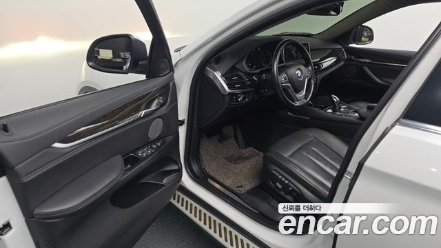 BMW X6 (F16) xDrive 30d 2017 — фото 10