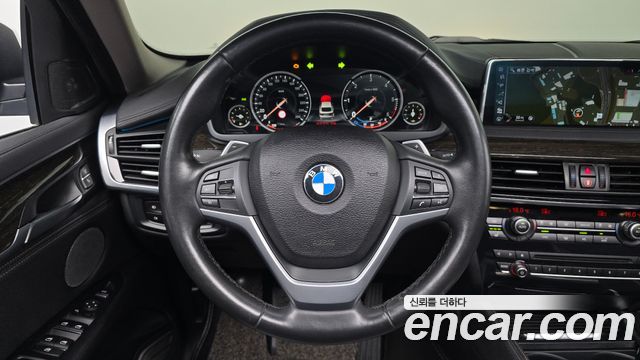 BMW X6 (F16) xDrive 30d 2017 — фото 13