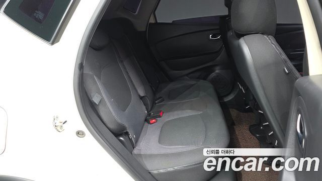 Renault Korea QM3 LE 2017 — фото 16