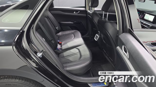 Kia K5 Hybrid (III) Prestige 2023 — фото 11