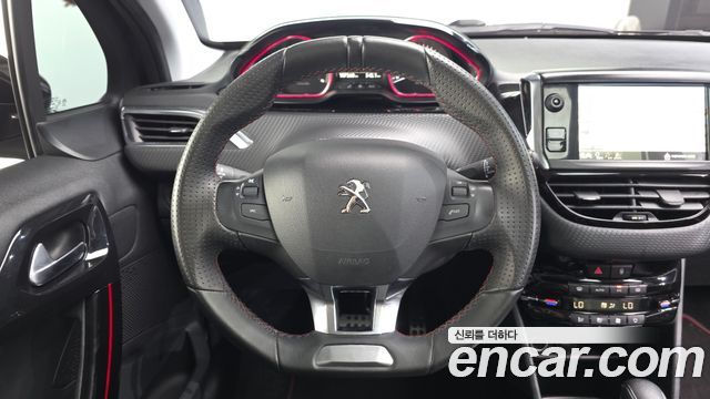 Peugeot 2008 1.5 BlueHDi GT Line 2019 — фото 13