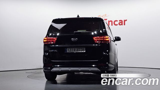 Kia Carnival 9-Seater Prstige 2019 — фото 4