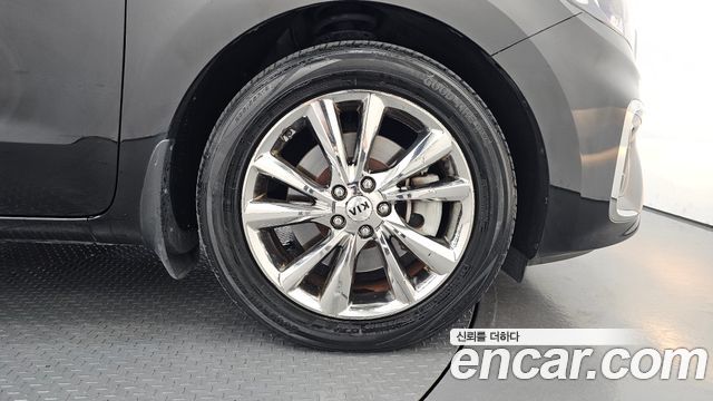 Kia Carnival 9-Seater Prstige 2019 — фото 27