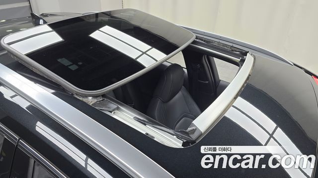 Lexus UX250h 2.0 2WD 2024 — фото 27