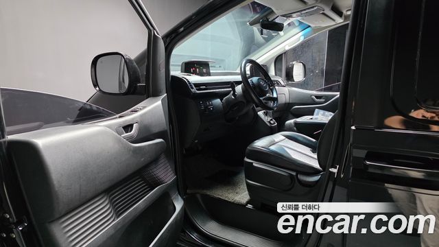 Hyundai Staria L3.5 Cargo 3-Seater Modern 2022 — фото 10