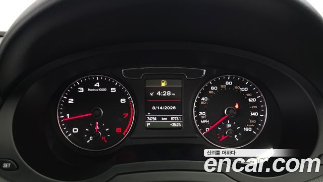 Audi Q3 2.0 TFSI Quattro 2016 — фото 8