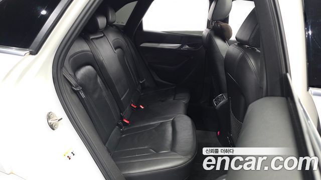 Audi Q3 2.0 TFSI Quattro 2016 — фото 12