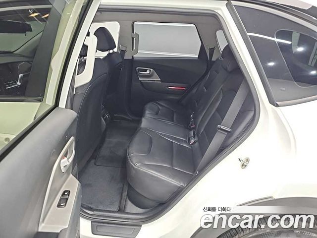 Kia Niro Plus Air 2023 — фото 16