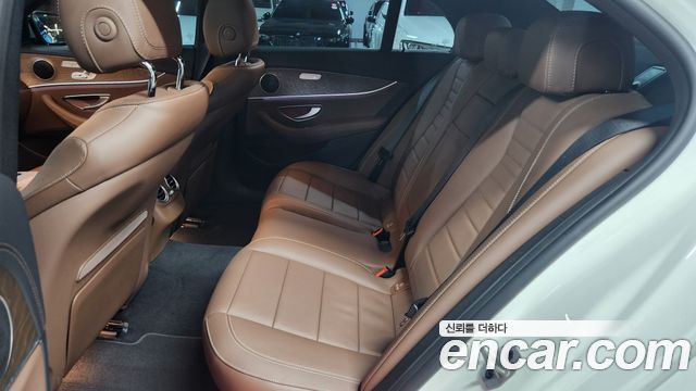 Mercedes-Benz E-Class (W213) E250 Exclusive 2023 — фото 19