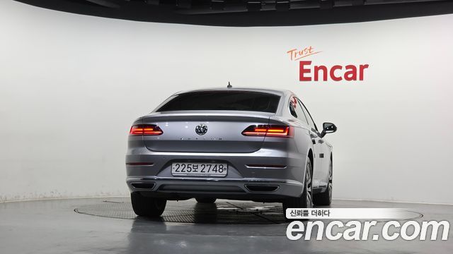 Volkswagen Arteon 2.0 TDI Premium 2019 — фото 4