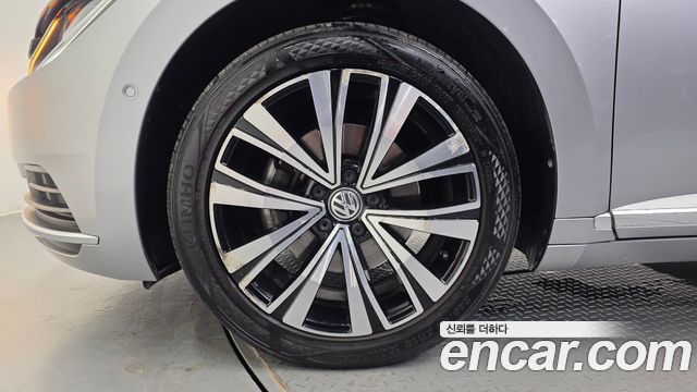 Volkswagen Arteon 2.0 TDI Premium 2019 — фото 5
