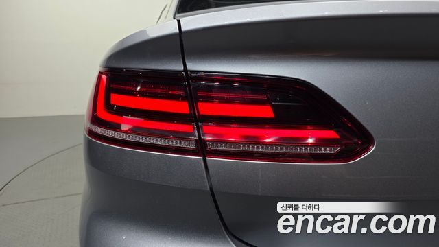 Volkswagen Arteon 2.0 TDI Premium 2019 — фото 29