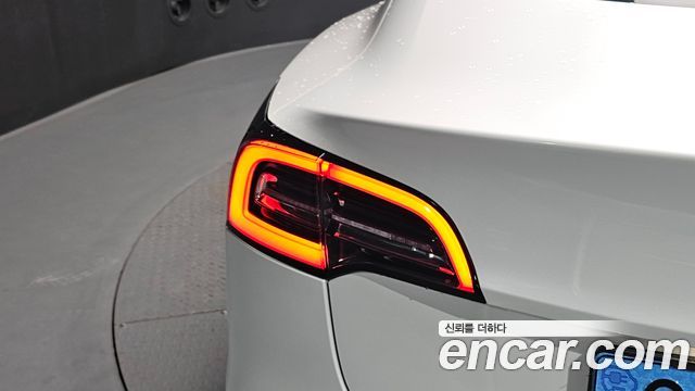 Tesla Model 3 Long Range AWD 2020 — фото 23