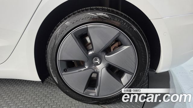 Tesla Model 3 Long Range AWD 2021 — фото 21