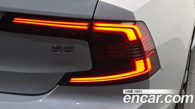 Volvo S90 B5 Ultra Bright 2025 — фото 29