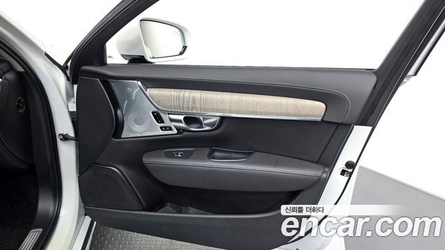 Volvo S90 B5 Ultra Bright 2025 — фото 30