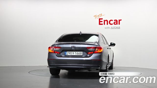 Honda Accord (X) 2.0 Hybrid Touring 2021 — фото 4
