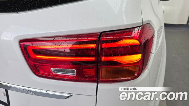 Kia Carnival 9-Seater Hi-Limousine Noblesse Special 2019 — фото 23
