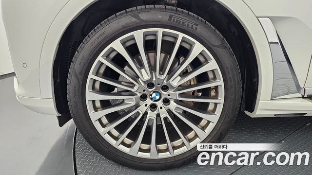 BMW X7 (G07) xDrive 40d Design Pure Excellence 7-Seater 2021 — фото 5