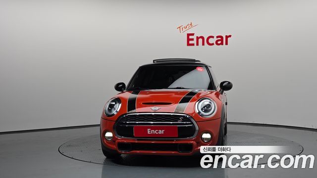 MINI Cooper S Standard Third Generation 2019 — фото 3