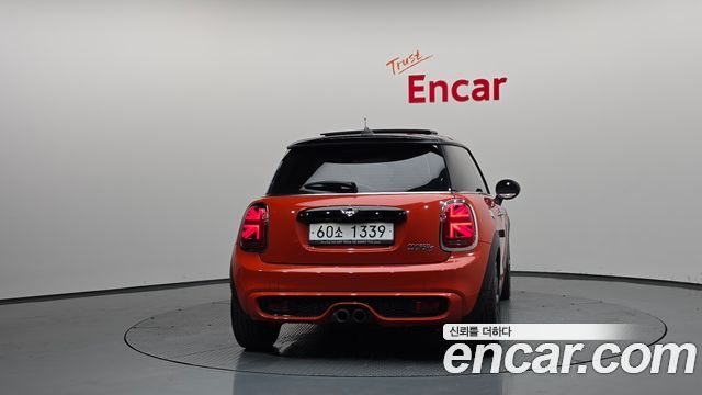 MINI Cooper S Standard Third Generation 2019 — фото 4