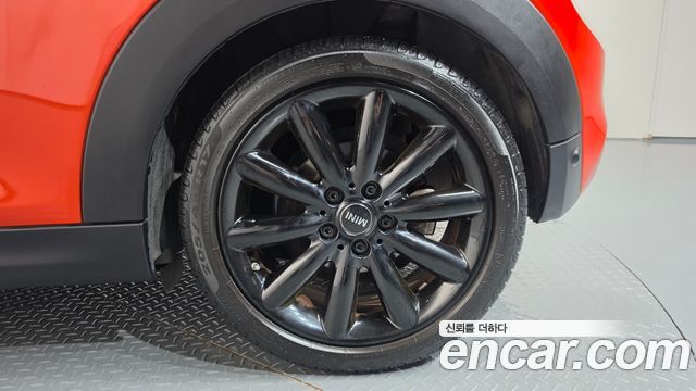 MINI Cooper S Standard Third Generation 2019 — фото 21