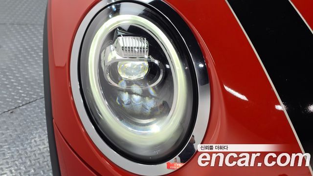 MINI Cooper S Standard Third Generation 2019 — фото 22