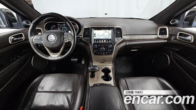 Jeep Grand Cherokee 3.0 Diesel Overland Summit WK2 2014 — фото 7