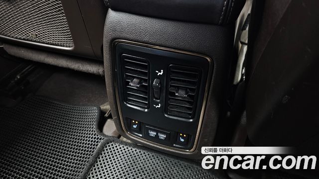 Jeep Grand Cherokee 3.0 Diesel Overland Summit WK2 2014 — фото 19