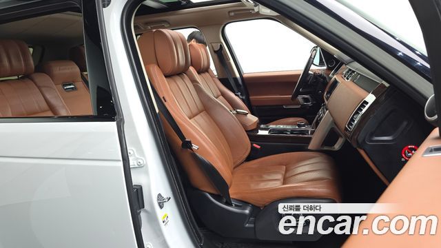 Land Rover Range Rover (IV) 4.4 SDV8 AB DIESEL 2017 — фото 12