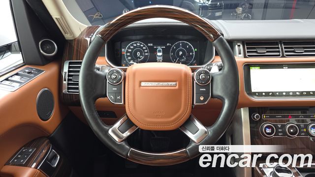 Land Rover Range Rover (IV) 4.4 SDV8 AB DIESEL 2017 — фото 13