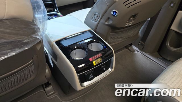 Kia Carnival (IV) Gasoline 7-Seater Hi-Limousine Signature 2023 — фото 18