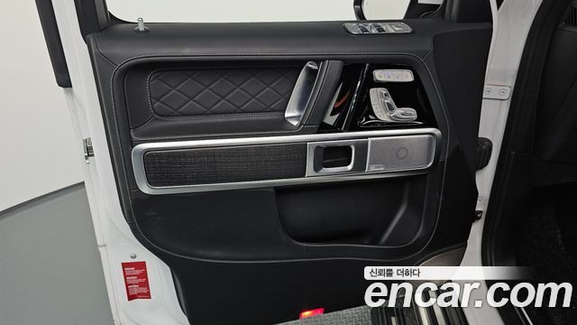 Mercedes-Benz G-Class (W463b) AMG G63 Manufaktur 2024 — фото 24