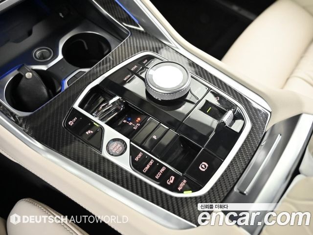 BMW X6 (G06) xDrive40i M Sport 2025 — фото 9