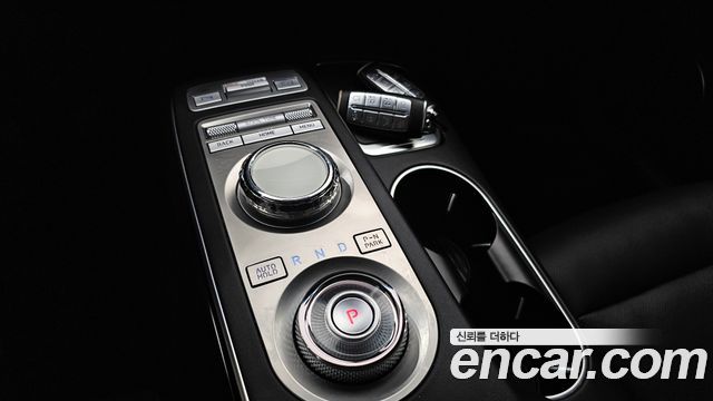 Genesis GV70 2.5T Gasoline AWD 2023 — фото 9