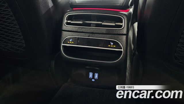 Genesis GV70 2.5T Gasoline AWD 2023 — фото 30