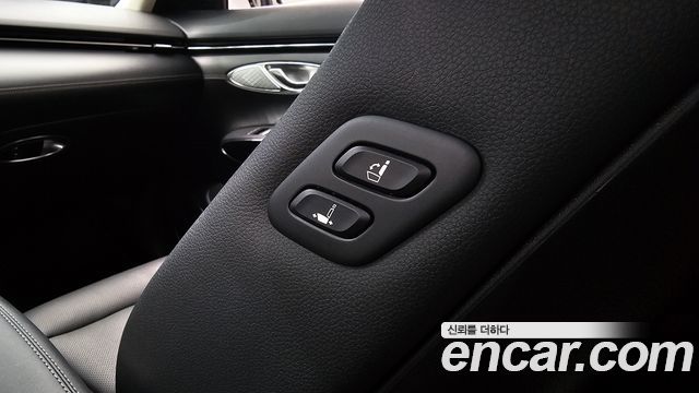 Genesis GV70 2.5T Gasoline AWD 2023 — фото 32