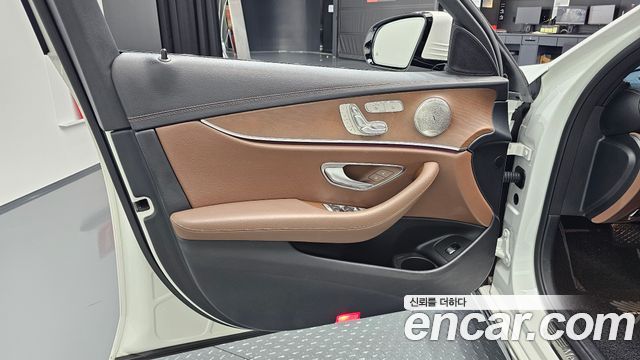 Mercedes-Benz E-Class (W213) E250 Exclusive 2021 — фото 24
