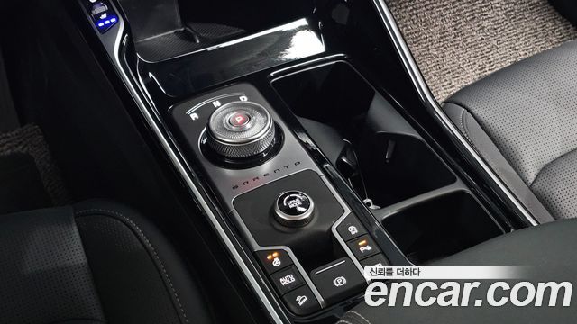 Kia Sorento (IV) Gasoline 2.5T 2WD Prestige 2026 — фото 9