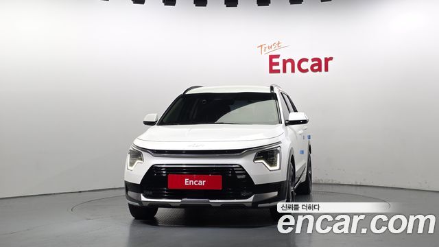 Kia Niro Prestige 2022 — фото 3