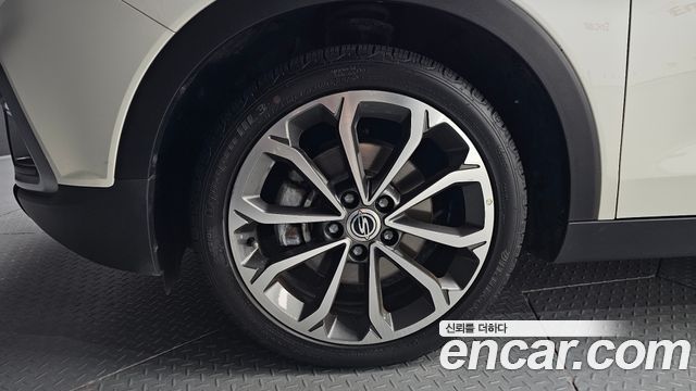 KG Mobility (SsangYong) Tivoli Air 1.6 RX 2WD 2017 — фото 5