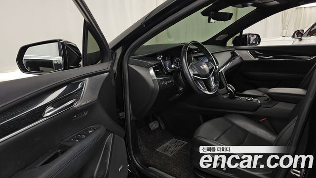 Cadillac XT5 3.6 Premium Luxury AWD 2020 — фото 10