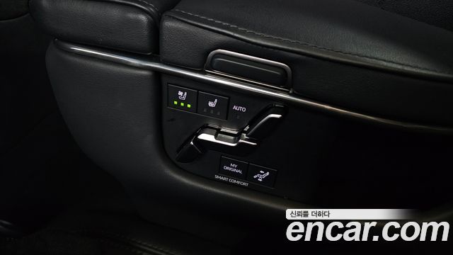 Toyota Alphard (IV) 2.5 HEV Executive AWD 2024 — фото 28