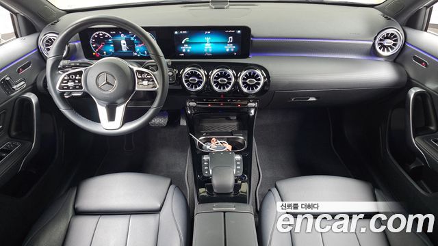 Mercedes-Benz A-Class (W177) A220 Hatchback 2021 — фото 7