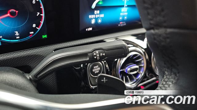 Mercedes-Benz A-Class (W177) A220 Hatchback 2021 — фото 17