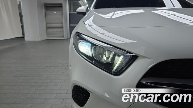 Mercedes-Benz A-Class (W177) A220 Hatchback 2021 — фото 22