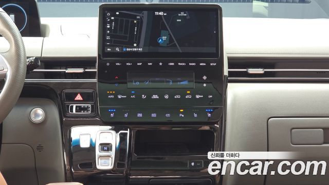 Hyundai Staria 4WD Lounge 9-Seater Inspiration 2023 — фото 19