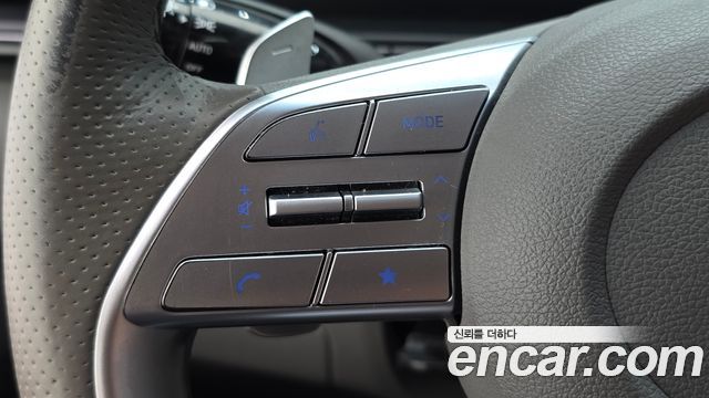 Hyundai Staria 4WD Lounge 9-Seater Inspiration 2023 — фото 35