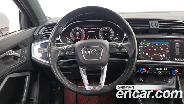 Audi Q3 (F3) 35 TDI Premium Sportback 2022 — фото 13
